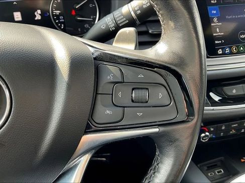 Used 2024 Buick Enclave Premium image 23