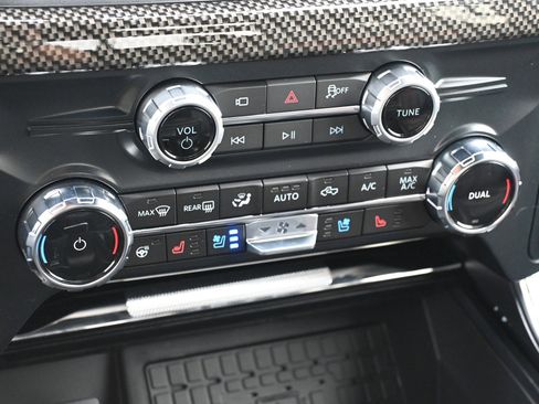 New 2025 Ford F150 Lariat w/ Equipment Group 502A High image 26