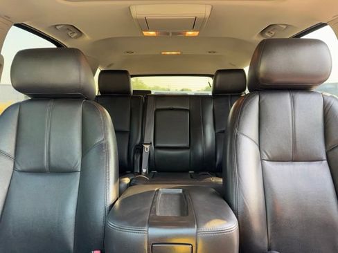 Used 2014 Chevrolet Tahoe LT AWD/4WD image 33