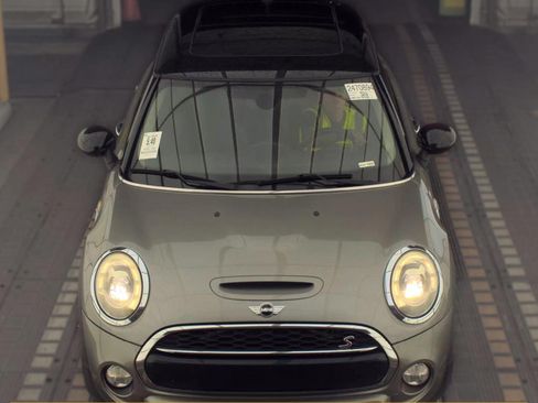 Used 2017 MINI Cooper S FWD image 3