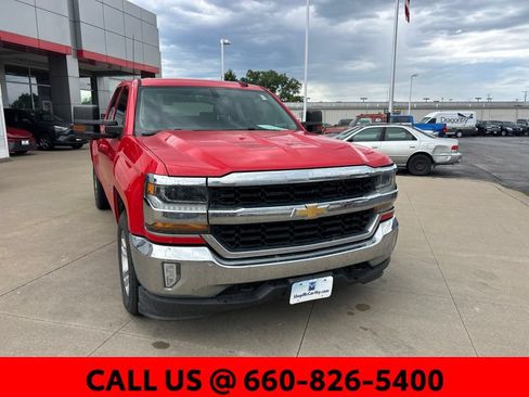 Used 2017 Chevrolet Silverado 1500 LT w/ Max Trailering Package AWD/4WD image 3