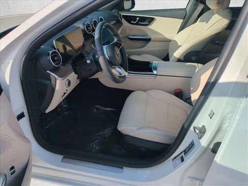 Used 2024 Mercedes-Benz C 300 Sedan image 16