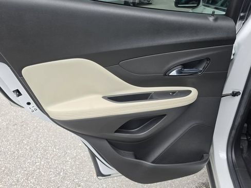 Used 2019 Buick Encore Sport Touring FWD image 12