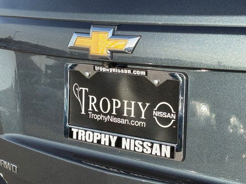 Used 2022 Chevrolet Trax LS w/ Tint and Cruise Package image 9