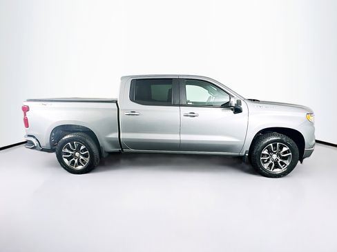 Used 2023 Chevrolet Silverado 1500 LT AWD/4WD image 10