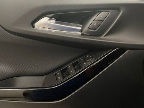 New 2026 Chevrolet Equinox LT w/ Safety and Technology Package AWD/4WD image 8