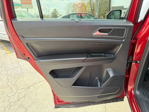 Used 2018 Volkswagen Atlas SE FWD image 11