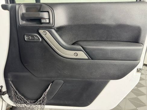 Used 2015 Jeep Wrangler Sport w/ Quick Order Package 24S image 31