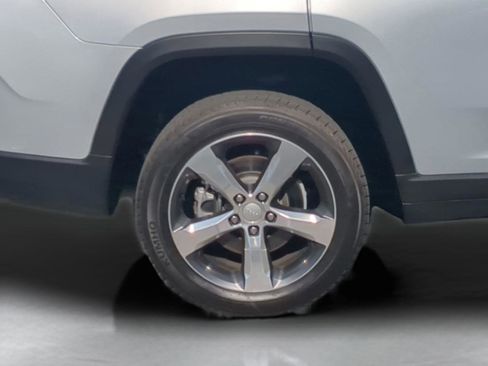 Used 2021 Jeep Grand Cherokee L Limited image 29