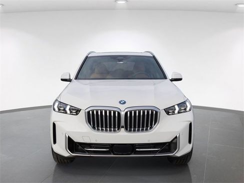 New 2026 BMW X5 xDrive50e w/ Climate Comfort Package image 13