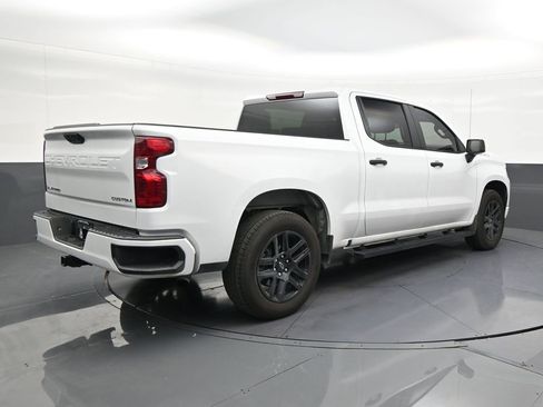 Used 2025 Chevrolet Silverado 1500 Custom image 5