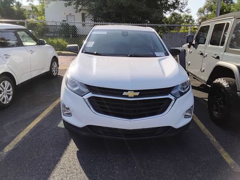 Used 2021 Chevrolet Equinox LS w/ LS Convenience Package FWD image 7