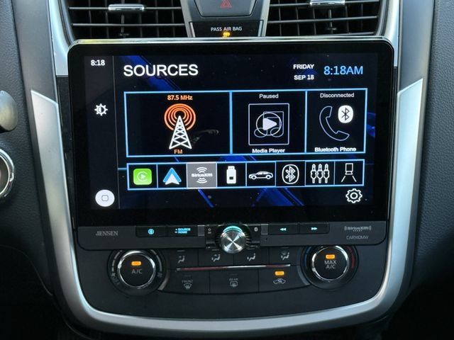 Used 2017 Nissan Altima 2.5 SR w/ Midnight Edition Package FWD image 16