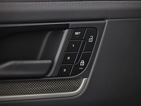 New 2026 Porsche Cayenne E-Hybrid Coupe image 21