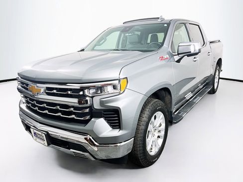 Used 2024 Chevrolet Silverado 1500 LTZ w/ LTZ Convenience Package II AWD/4WD image 3