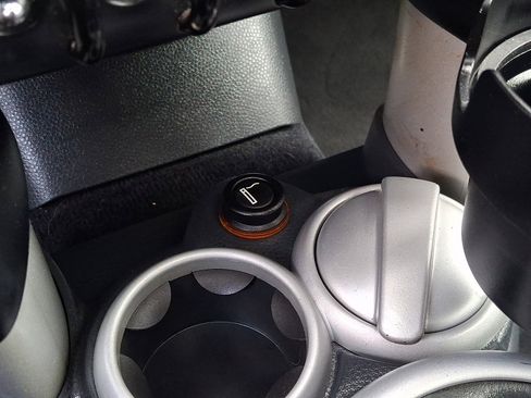 Used 2004 MINI Cooper S FWD image 21