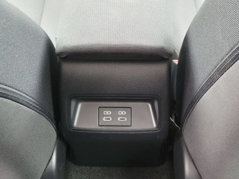Used 2024 Toyota Corolla LE FWD image 15