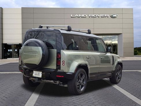 Certified 2024 Land Rover Defender 110 X-Dynamic SE AWD/4WD image 5