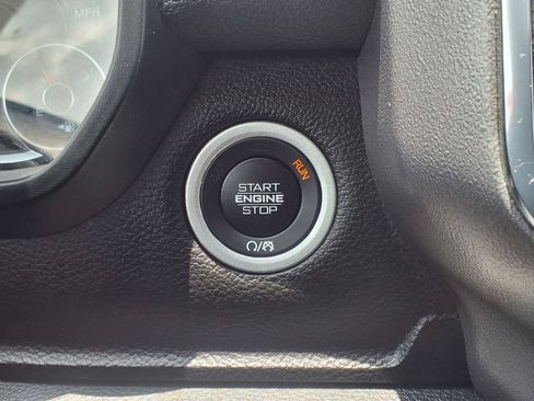 Used 2024 RAM 1500 Laramie RWD image 24