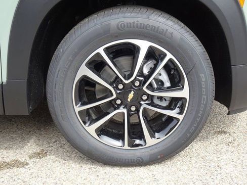 New 2026 Chevrolet TrailBlazer LT w/ Convenience Package FWD image 13