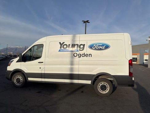 Used 2021 Ford Transit 150 Medium Roof image 17