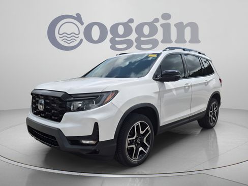 Certified 2023 Honda Passport Elite image 2