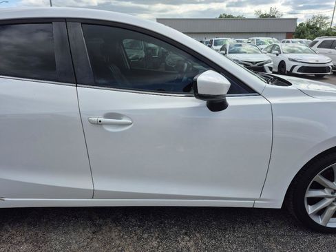 Used 2017 MAZDA MAZDA3 Touring FWD image 11