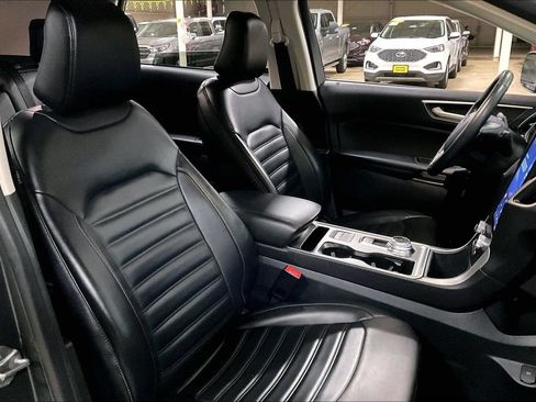 Certified 2024 Ford Edge SEL AWD/4WD image 7