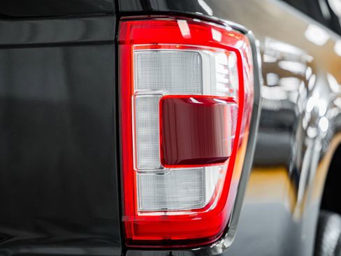 Used 2023 Ford F150 Lariat w/ Equipment Group 502A High image 7