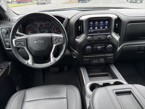 Used 2021 Chevrolet Silverado 1500 LT Trail Boss w/ Convenience Package II AWD/4WD image 22