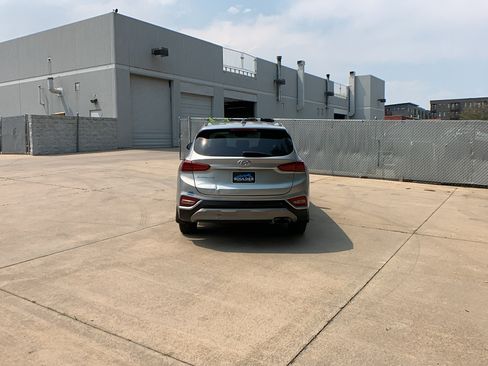Used 2020 Hyundai Santa Fe SEL AWD/4WD image 4