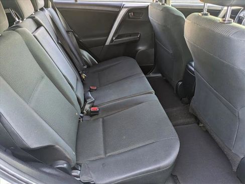 Used 2018 Toyota RAV4 LE image 18