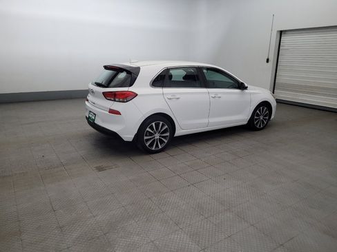 Used 2018 Hyundai Elantra GT w/ Style Package 02 FWD image 10