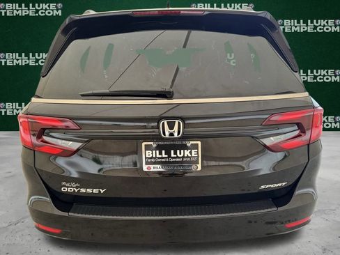 Used 2023 Honda Odyssey Sport image 5