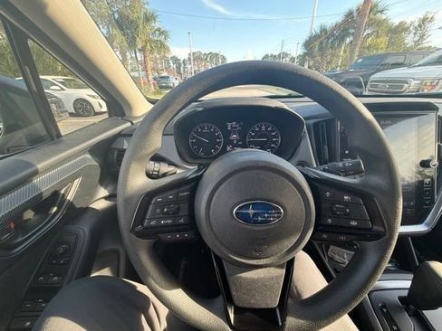 Used 2025 Subaru Crosstrek 2.5i Premium AWD/4WD image 13