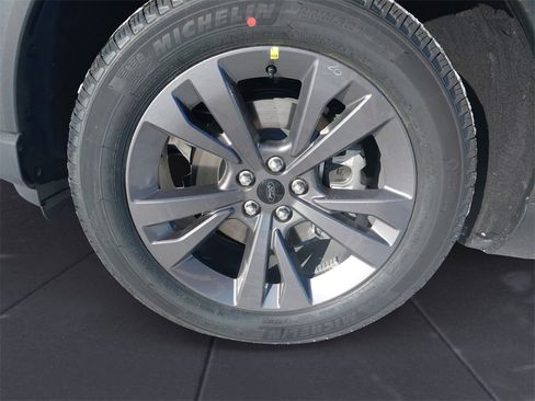 New 2026 Ford Explorer Active w/ Active Comfort Package image 14