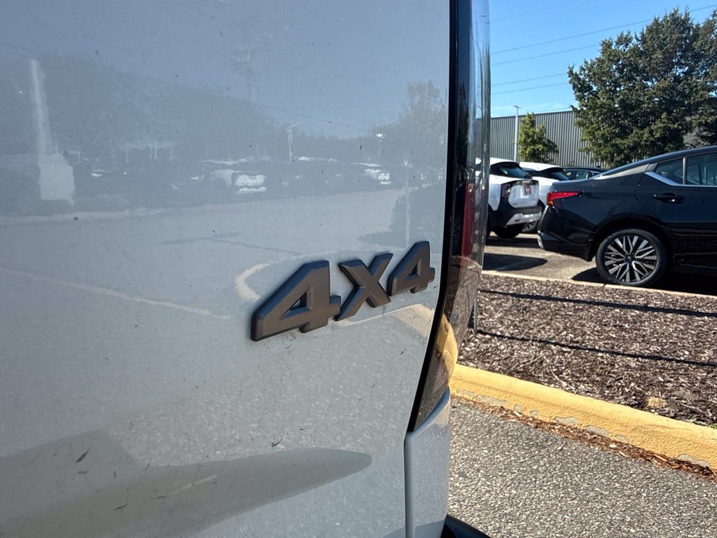 Used 2022 Nissan Frontier S AWD/4WD image 15