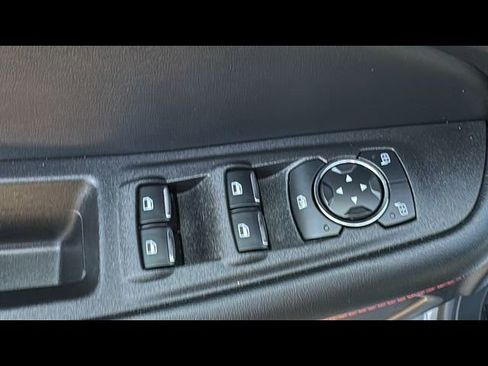 Certified 2024 Ford Edge ST-Line AWD/4WD image 12