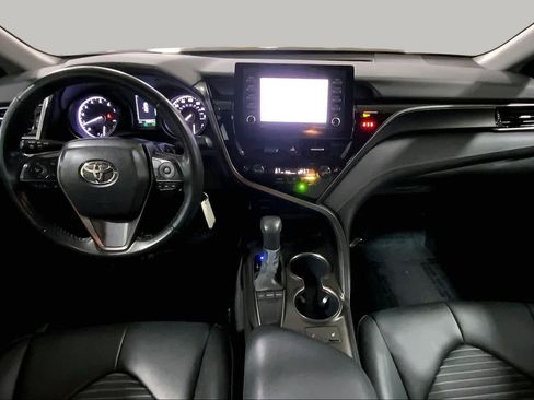 Used 2024 Toyota Camry SE w/ Cold Weather Package FWD image 16