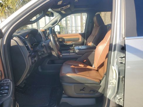 Used 2023 RAM 3500 Limited image 19