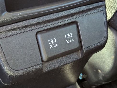 Used 2019 Subaru Outback 2.5i Premium image 25