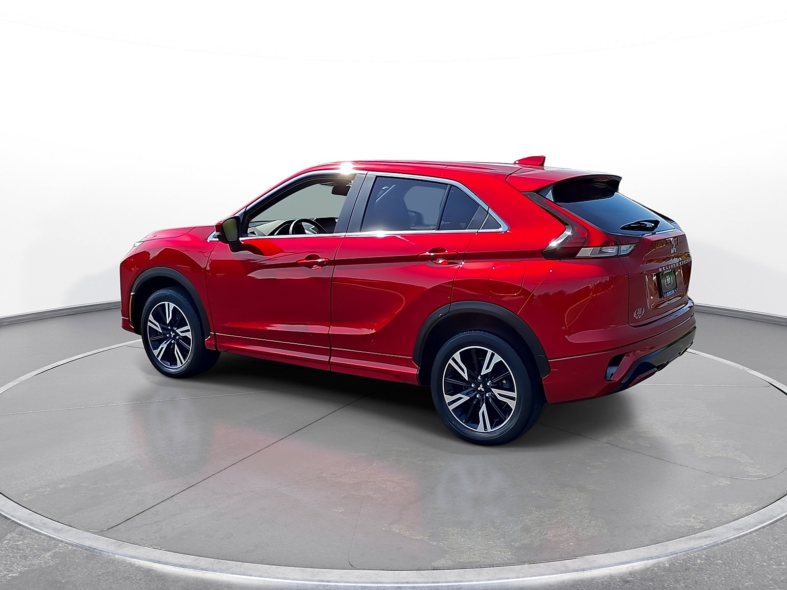 Used 2023 Mitsubishi Eclipse Cross SEL AWD/4WD image 6