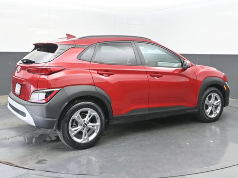 Used 2022 Hyundai Kona SEL w/ Cargo Package FWD image 7