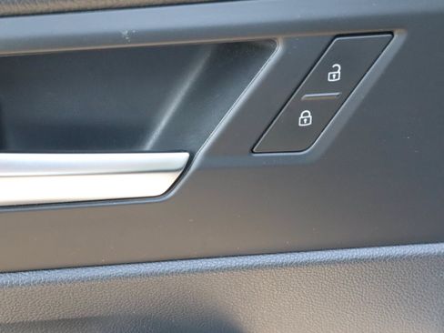 Used 2025 Volkswagen Jetta S FWD image 15