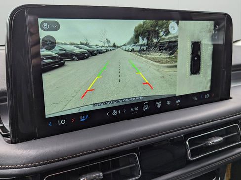 New 2025 Lincoln Aviator 2WD w/ Jet Appearance Package image 11