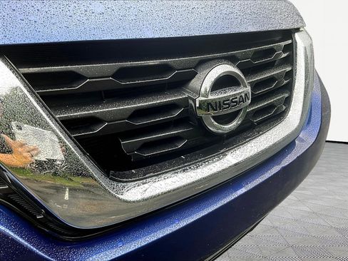 Used 2019 Nissan Pathfinder SV AWD/4WD image 34