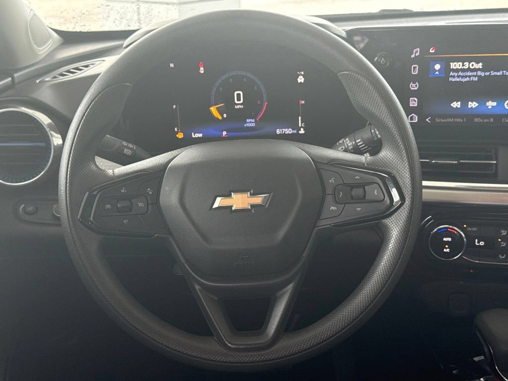 Used 2024 Chevrolet Trax LT FWD image 20