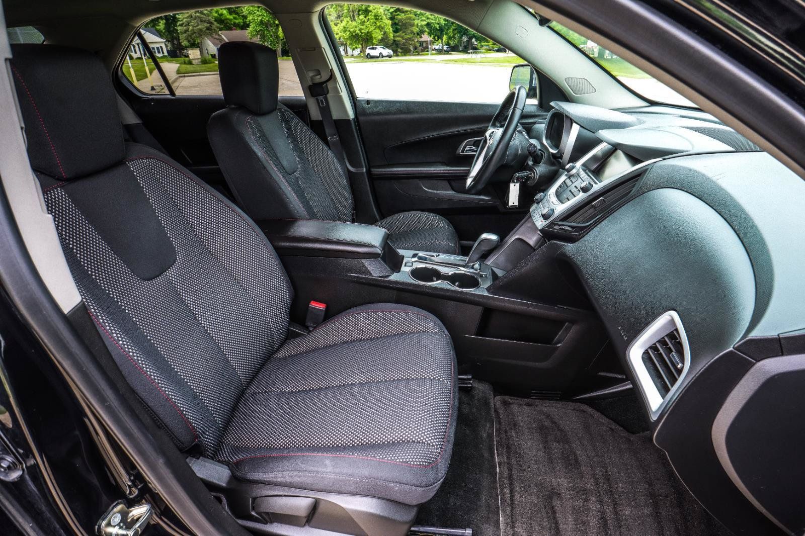 Used 2015 Chevrolet Equinox LT w/ Chrome Appearance Package FWD image 35