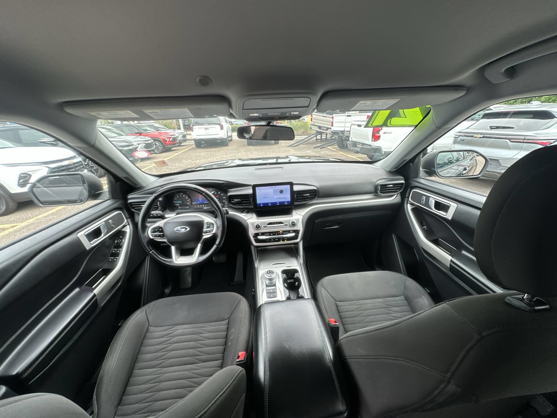 Used 2021 Ford Explorer XLT RWD image 26