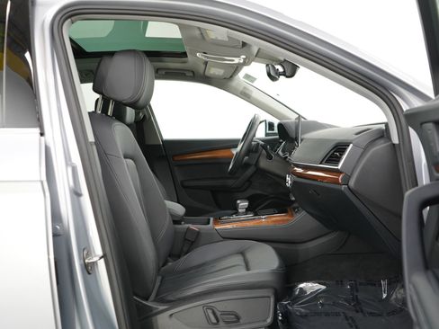 Used 2023 Audi Q5 2.0T Premium Plus w/ Premium Plus Package image 11